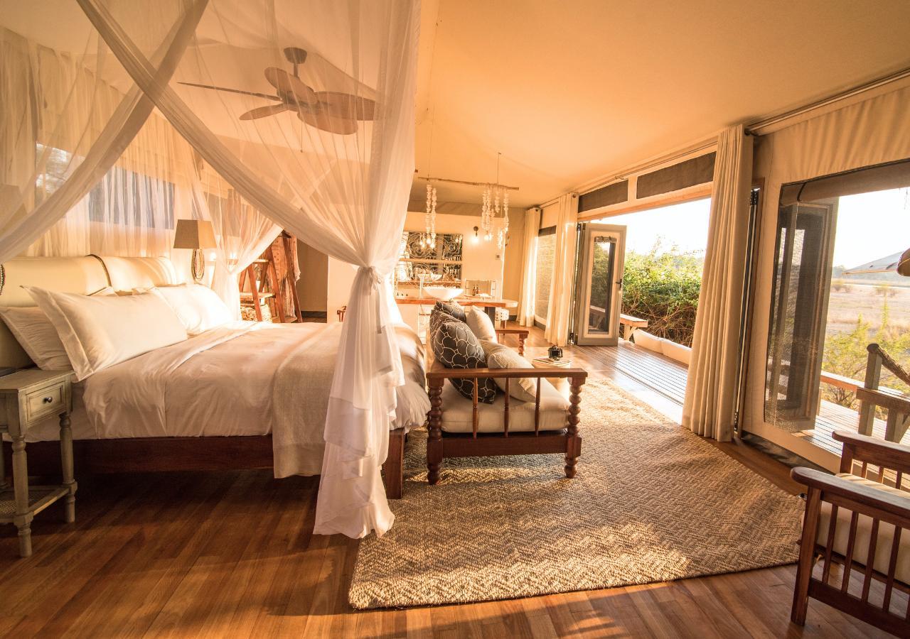 Chikwenya Lodge Bedroom Interior