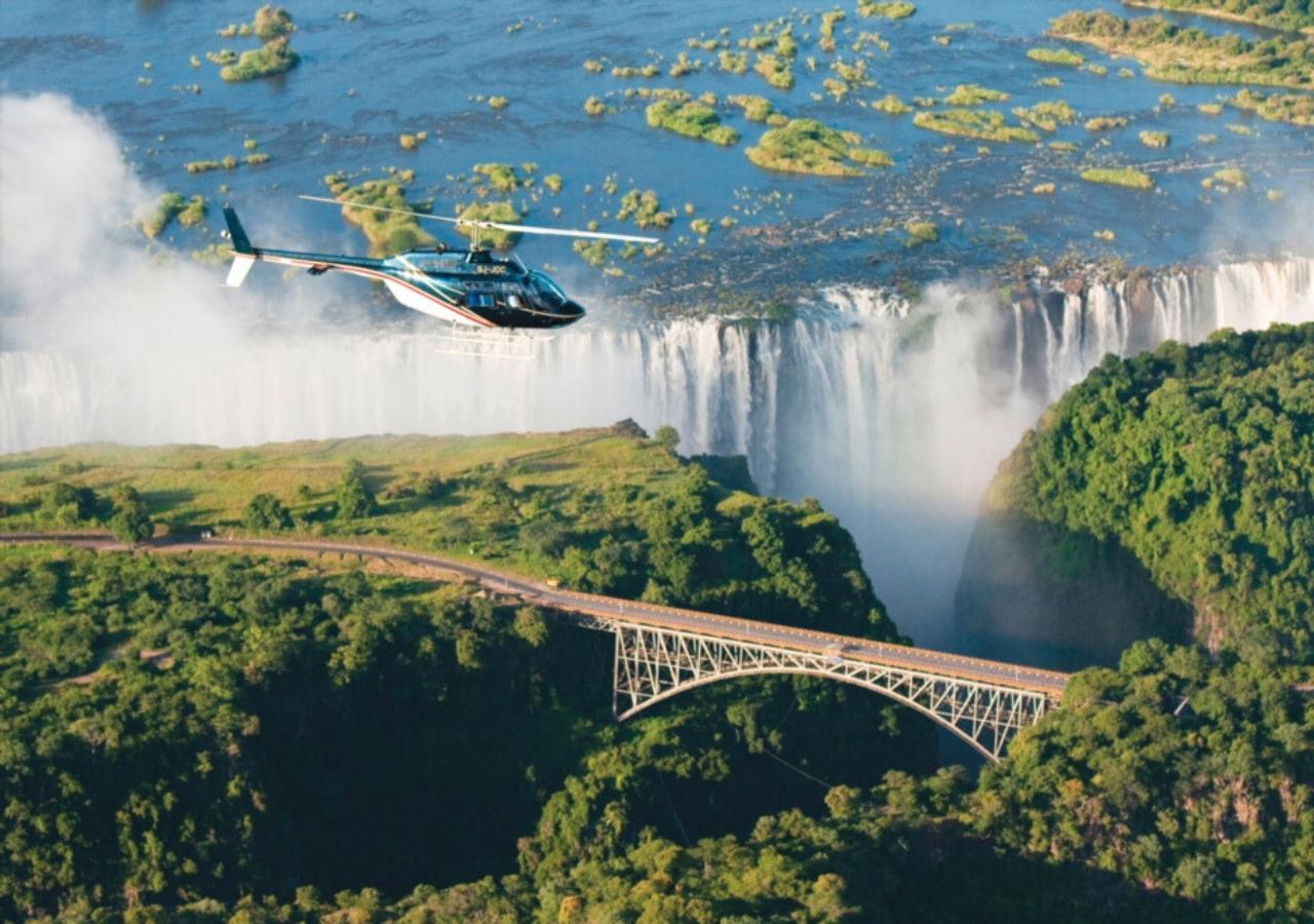 helicopter flight over victoria falls
