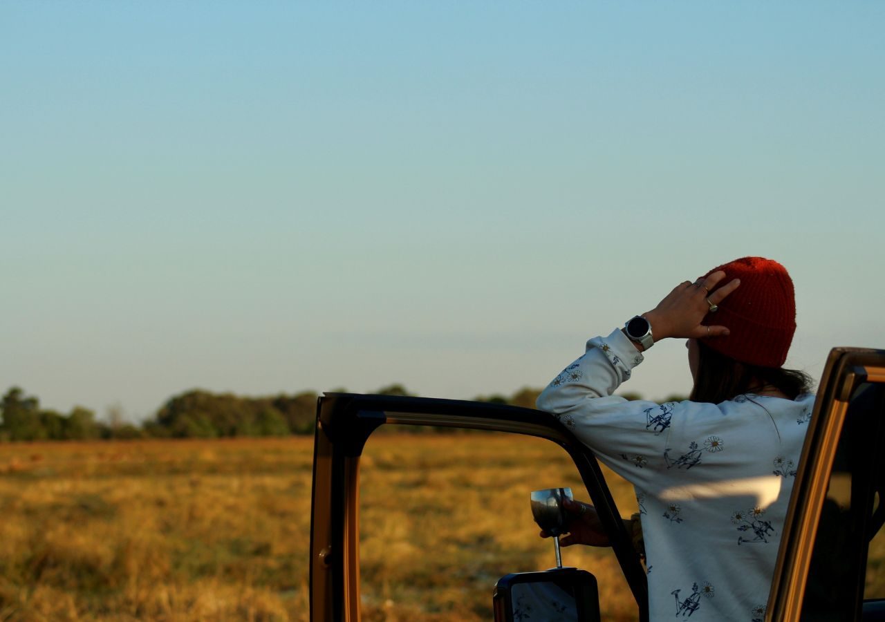 Jamie-Lee having a sundowner
