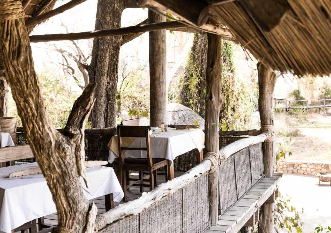 B Mvuu Lodge Main Dining Area