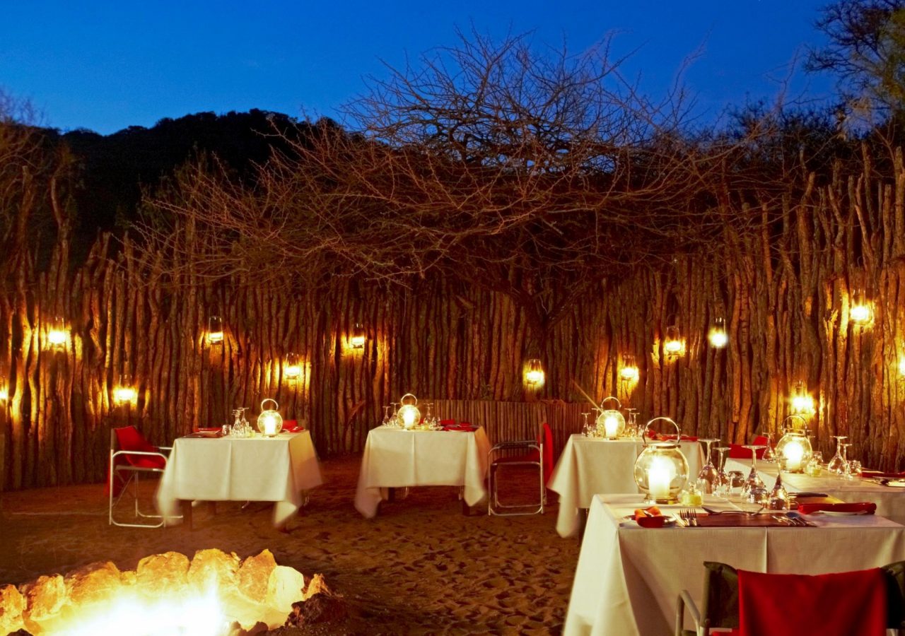 Dinner Boma Thanda Safari Lodge