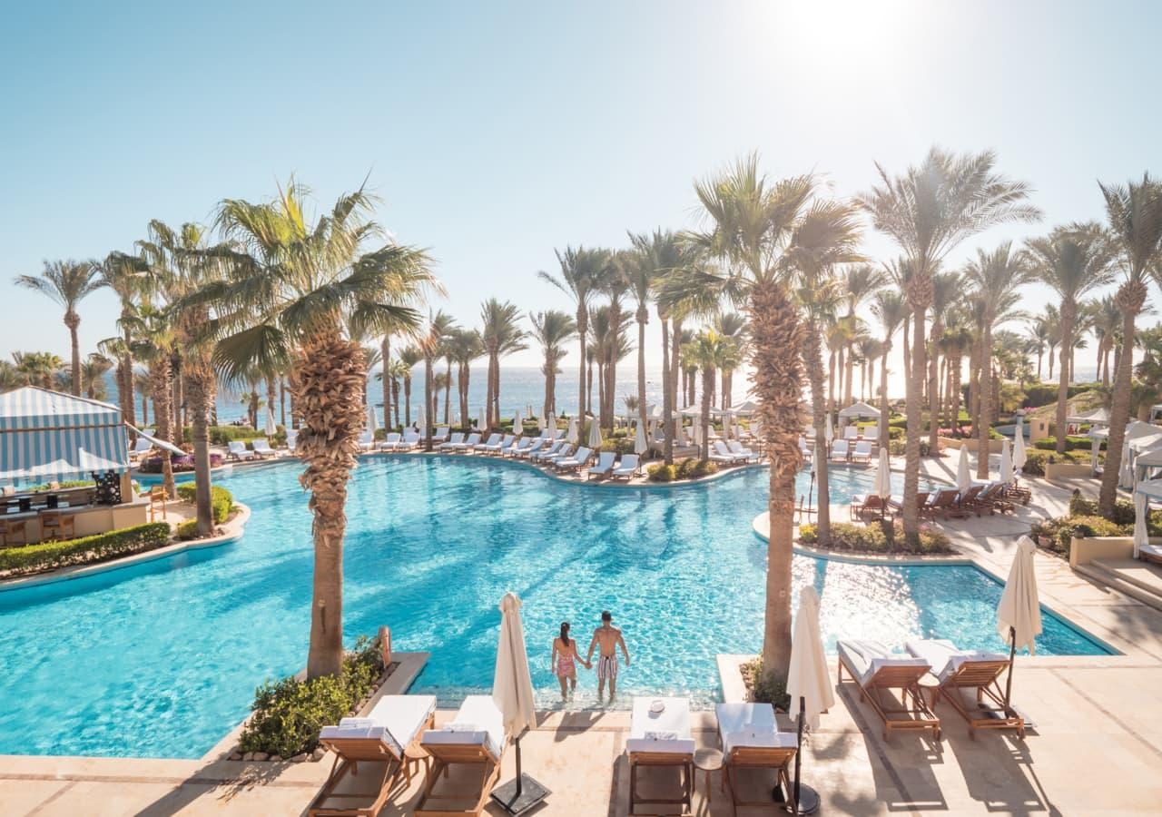 Four Seasons Sharm el Sheikh swimming pool