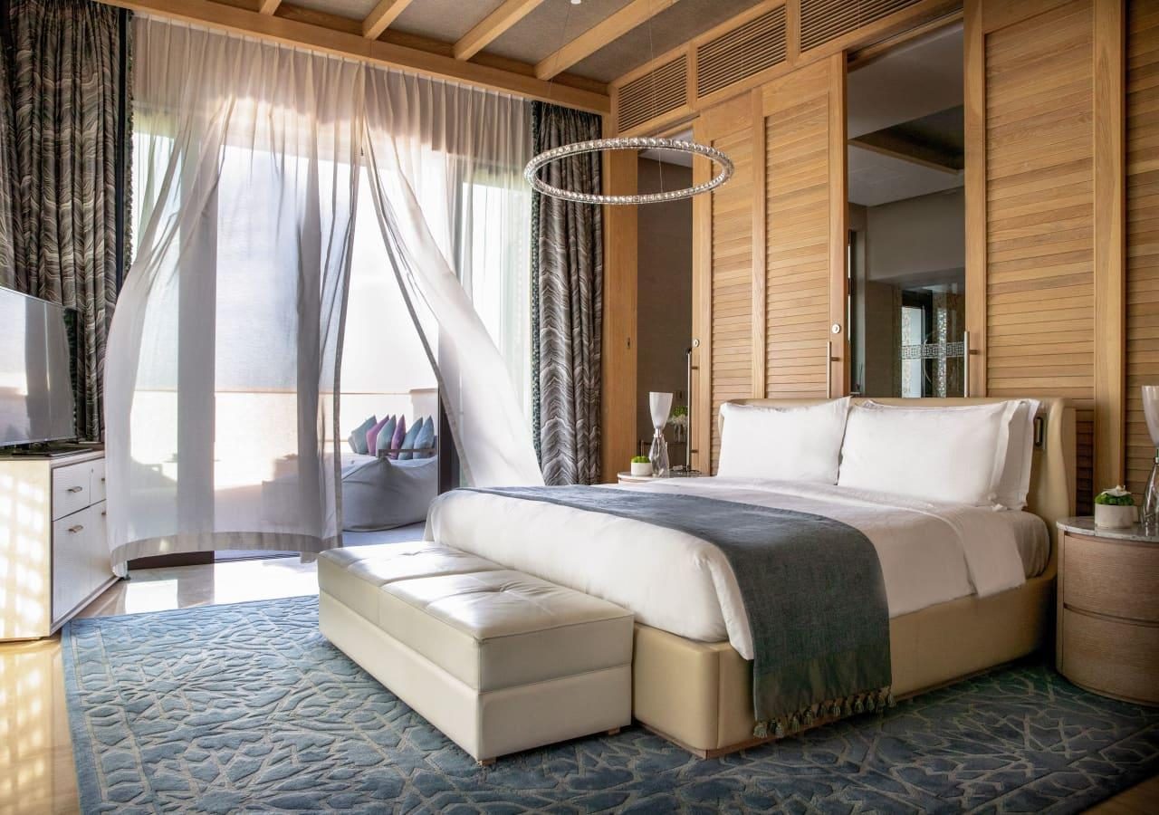 Jumeirah Al Naseem Presidential Suite Bedroom