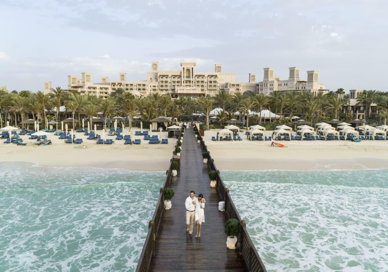 Jumeirah Al Qasr Pier Beach