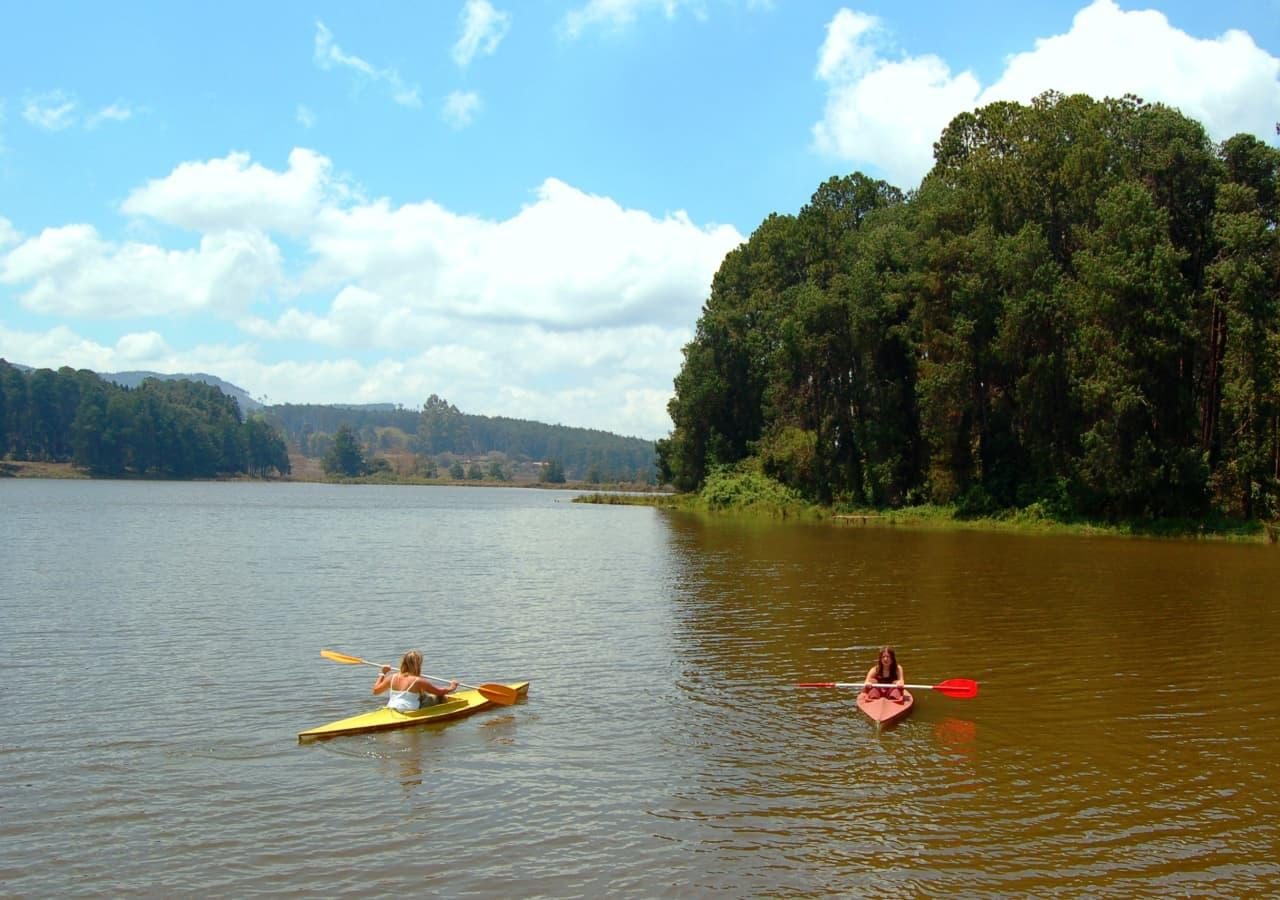 Luwawa Forest Lodge canoeing