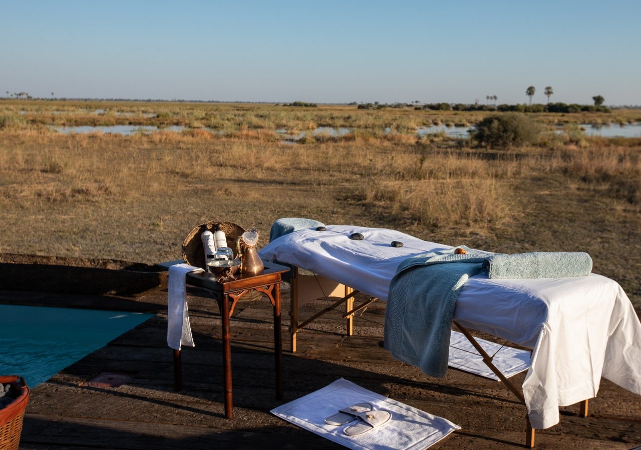 Selinda Camp Massage by the Pool