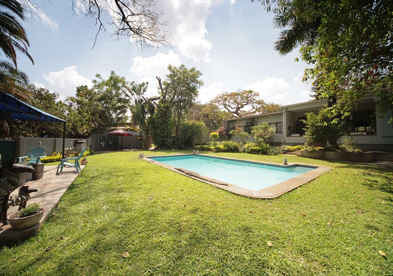 T Heuglins Lodge Swimming Pool In The Garden