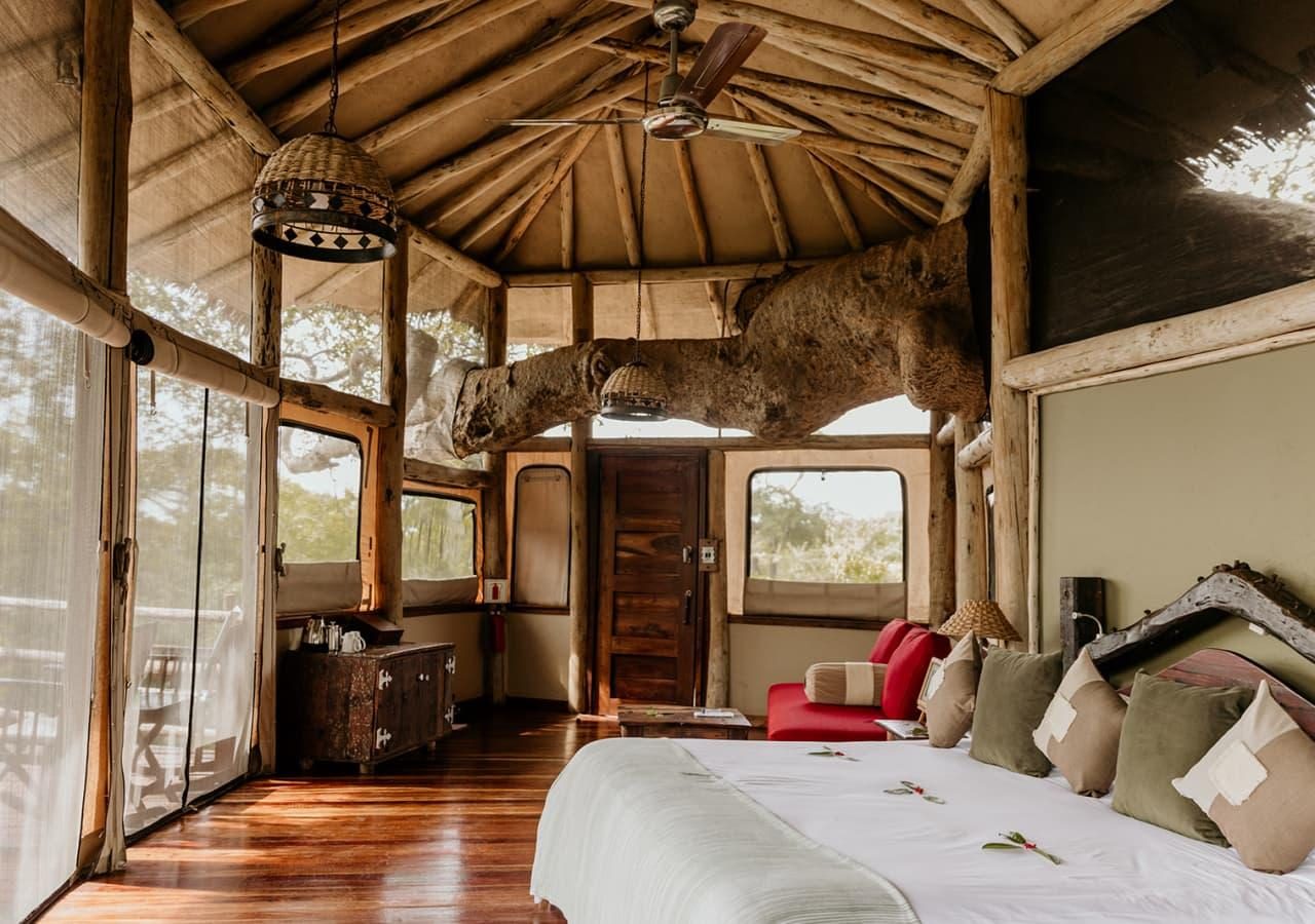 Tarangire Treetops interior