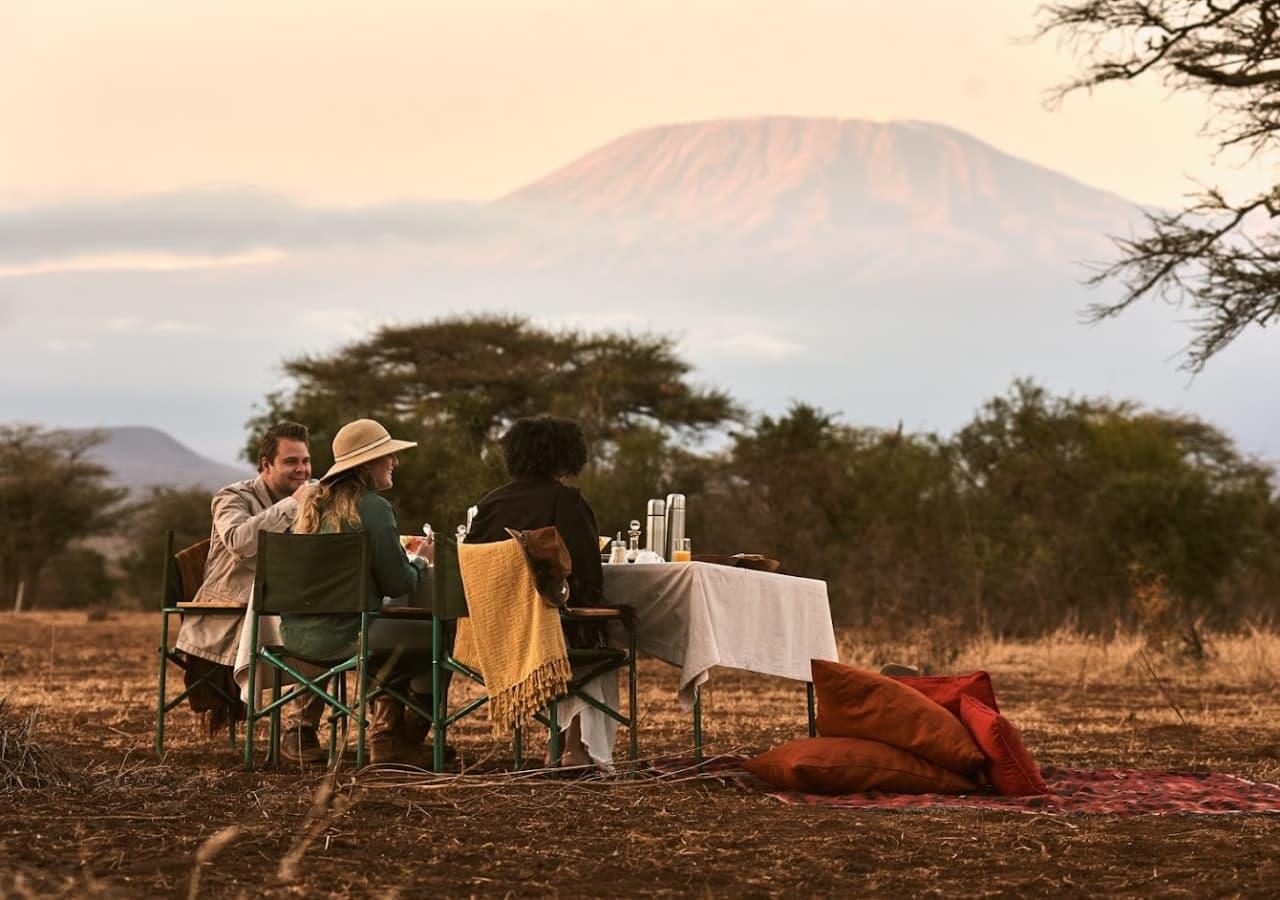 Tawi Lodge sundowners with a view