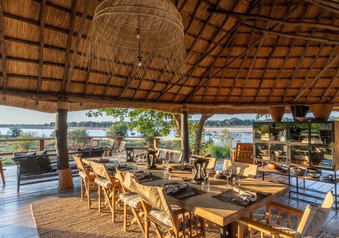 Time Tide Kakuli Main dining area