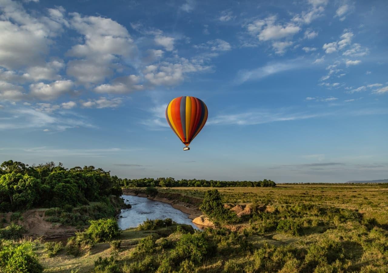 Balloon safari over the maasai mara with Angama Safari Camp