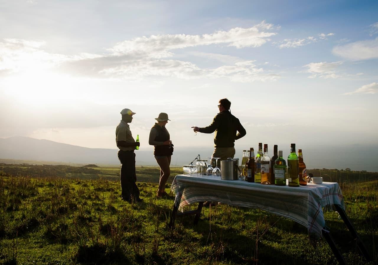 Game drive stop for drinks