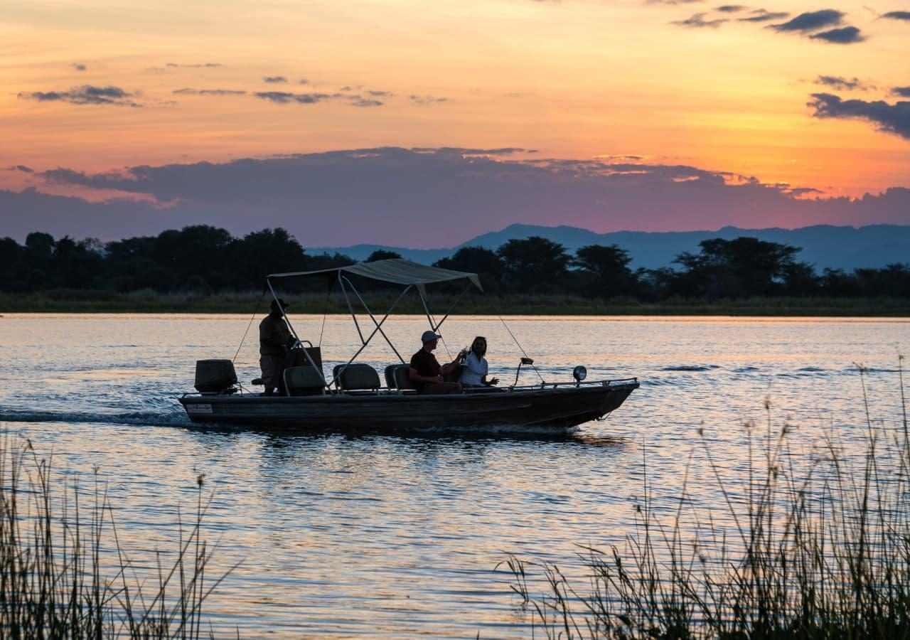 Kuthengo camp boat trip