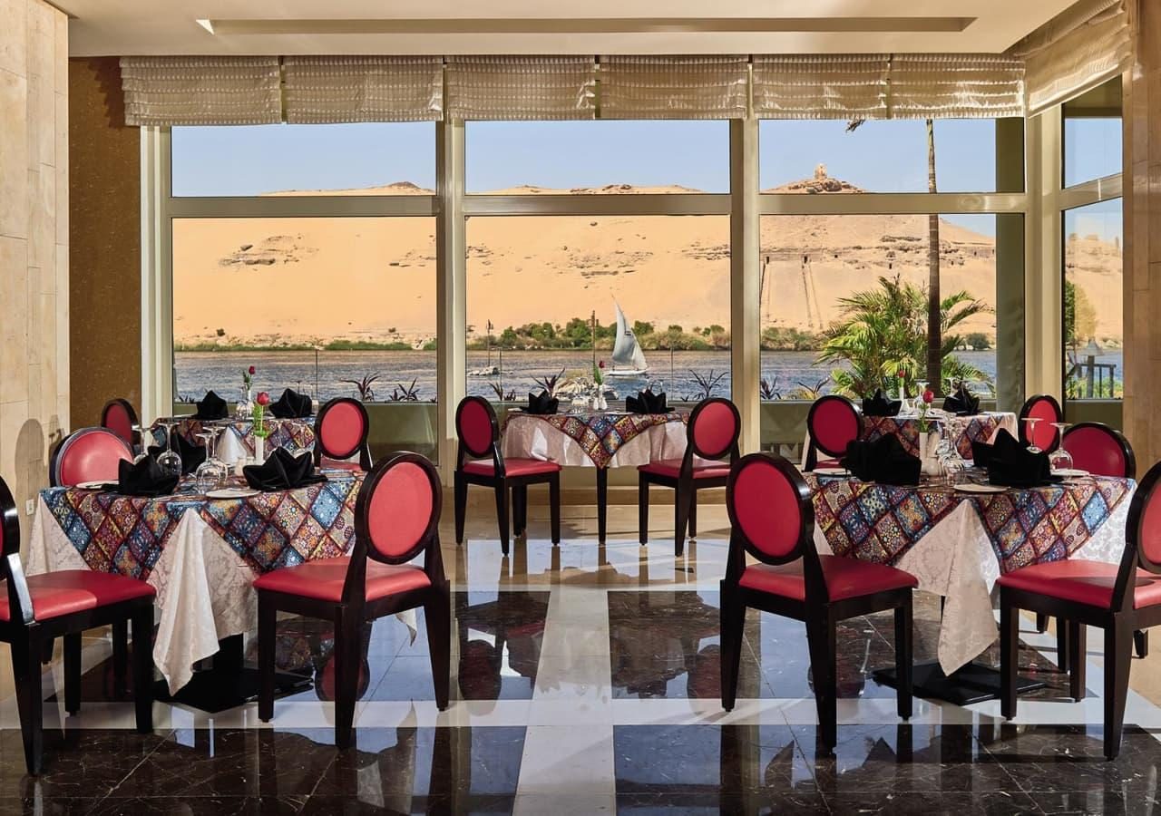 Movenpick resort aswan restaurant