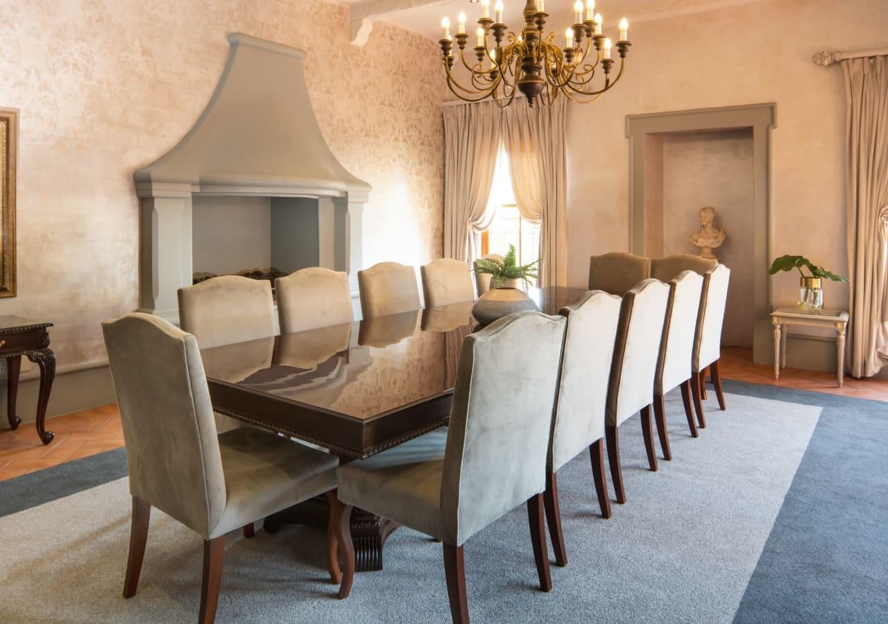 Private dining table