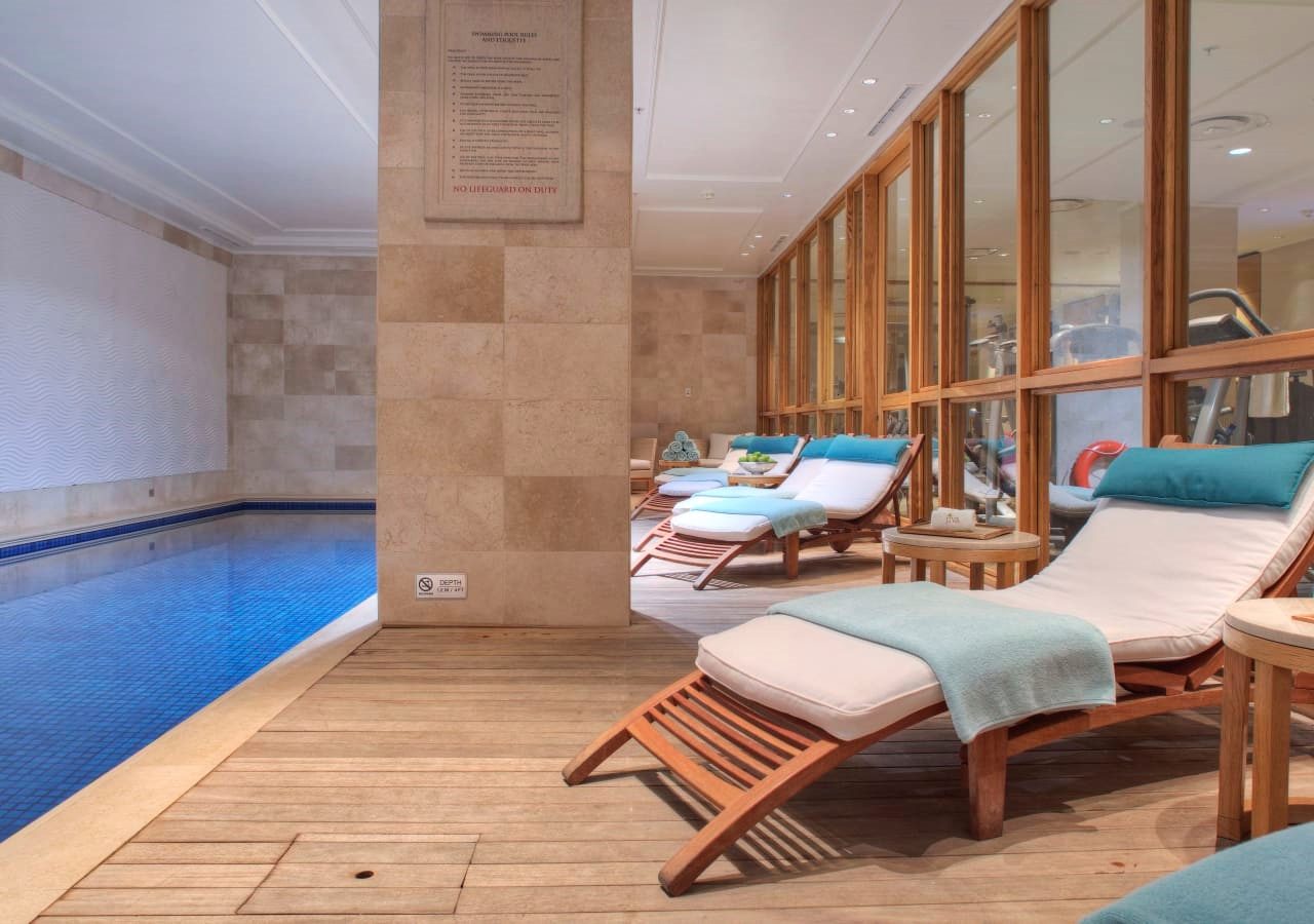 T swimming pool and wellness area