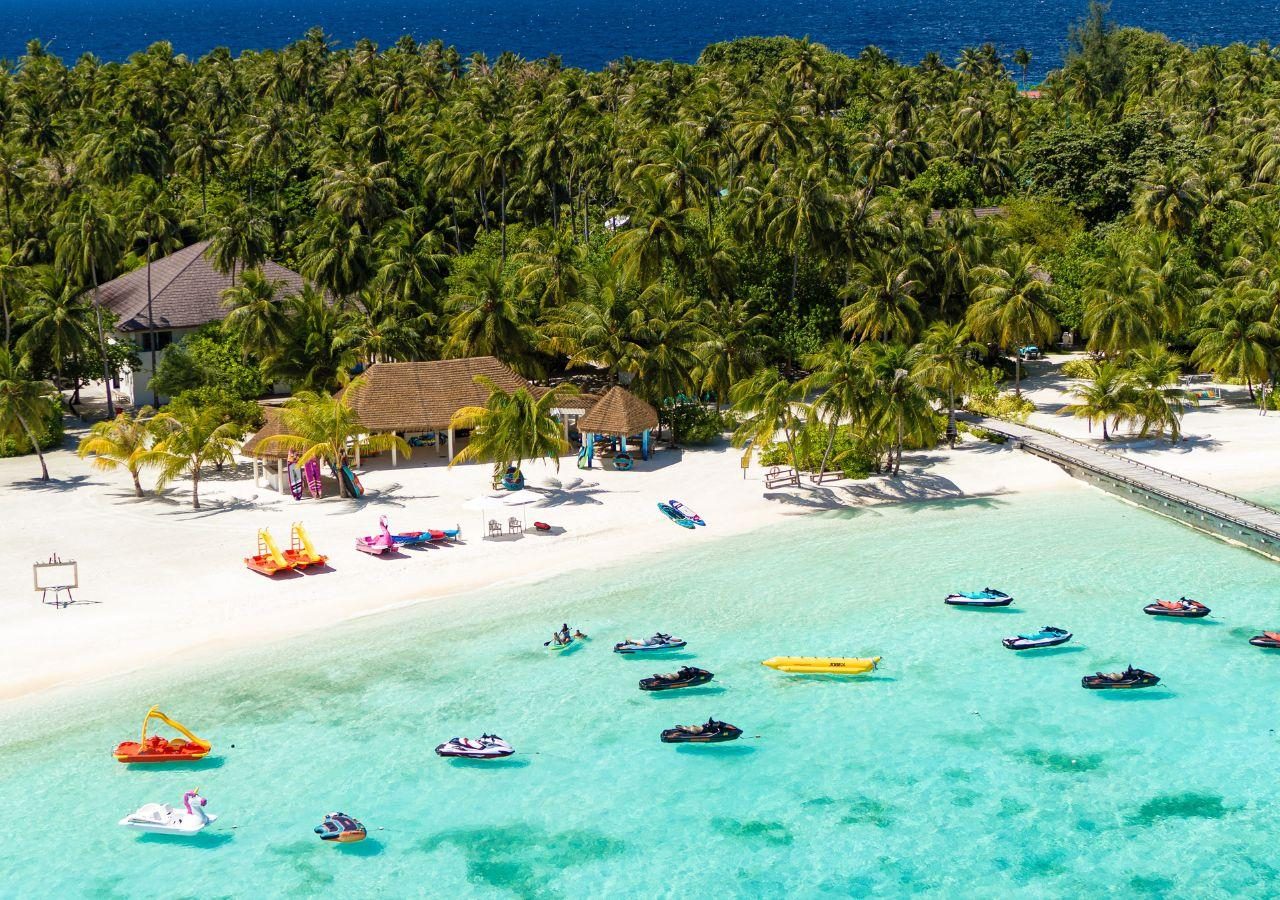 Atmosphere Kanifushi Diving and Watersports