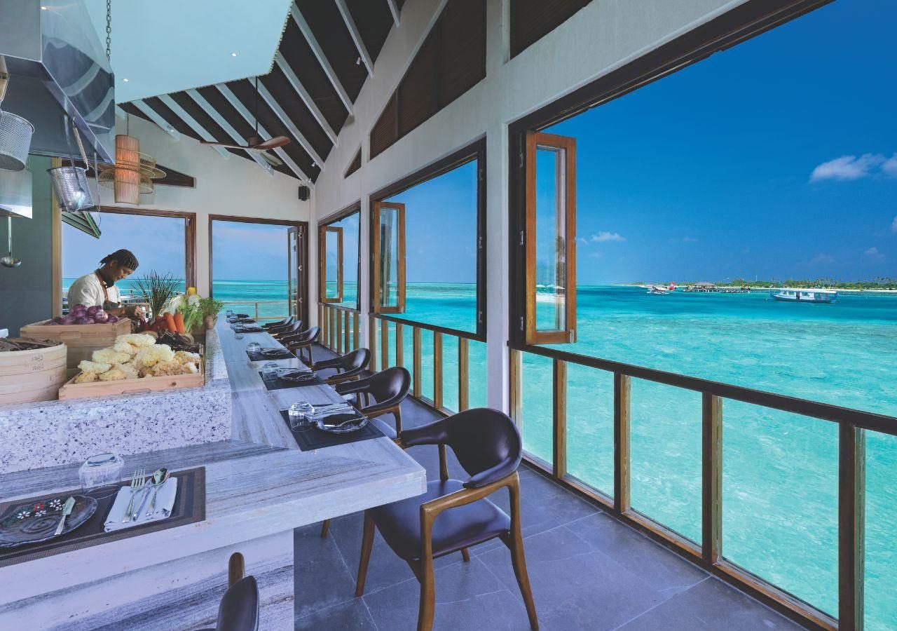 Atmosphere Kanifushi Pier Six Restaurant