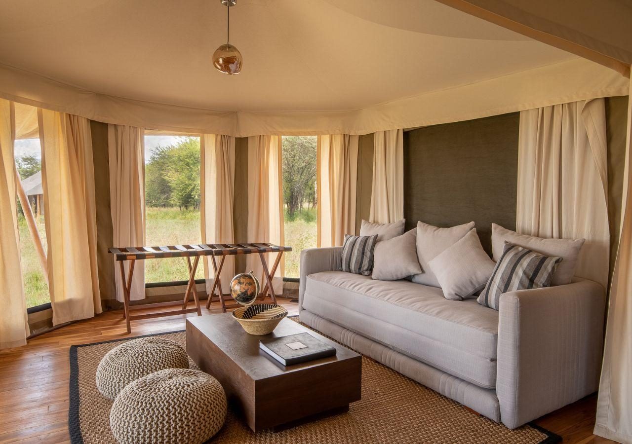 Aurari Camp Guest Suite Lounge