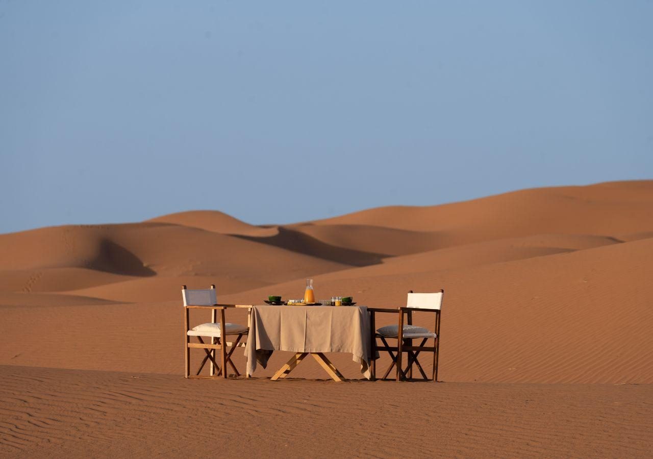 Dar Ahlam Dunes Camp - Dune Dining Experience