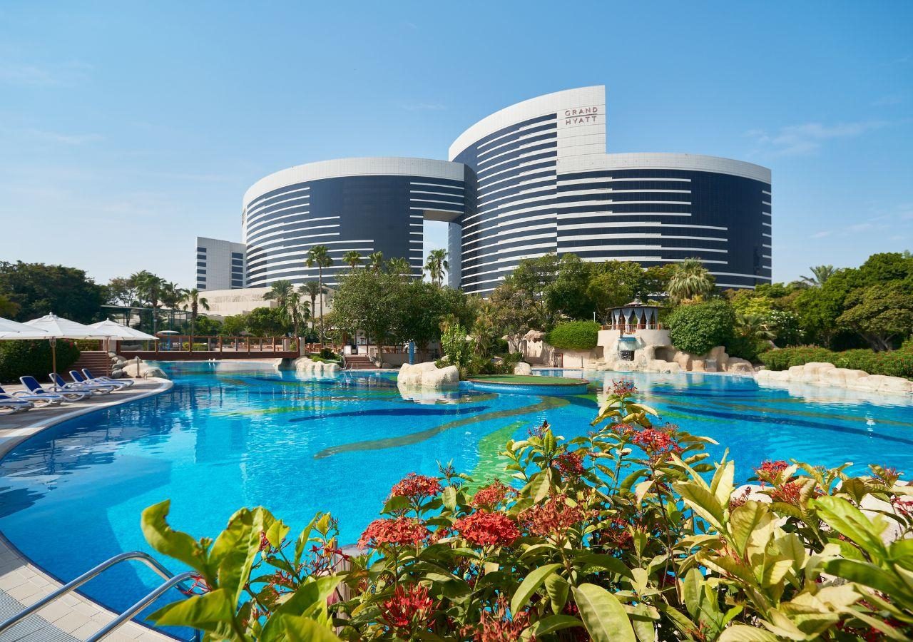 Grand Hyatt Dubai - Outdoor Swimming Pool