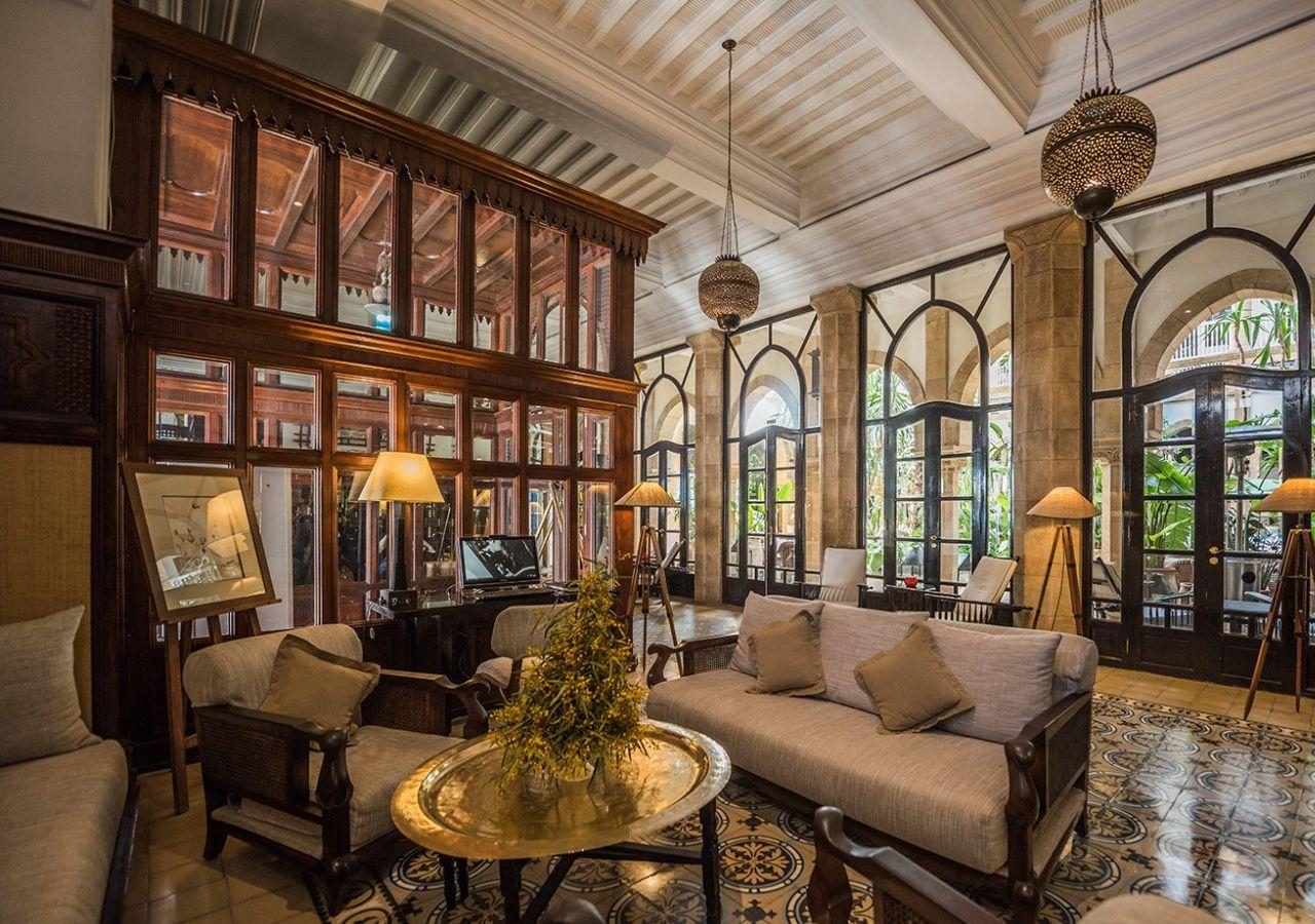 Heure Bleue Palais Lobby