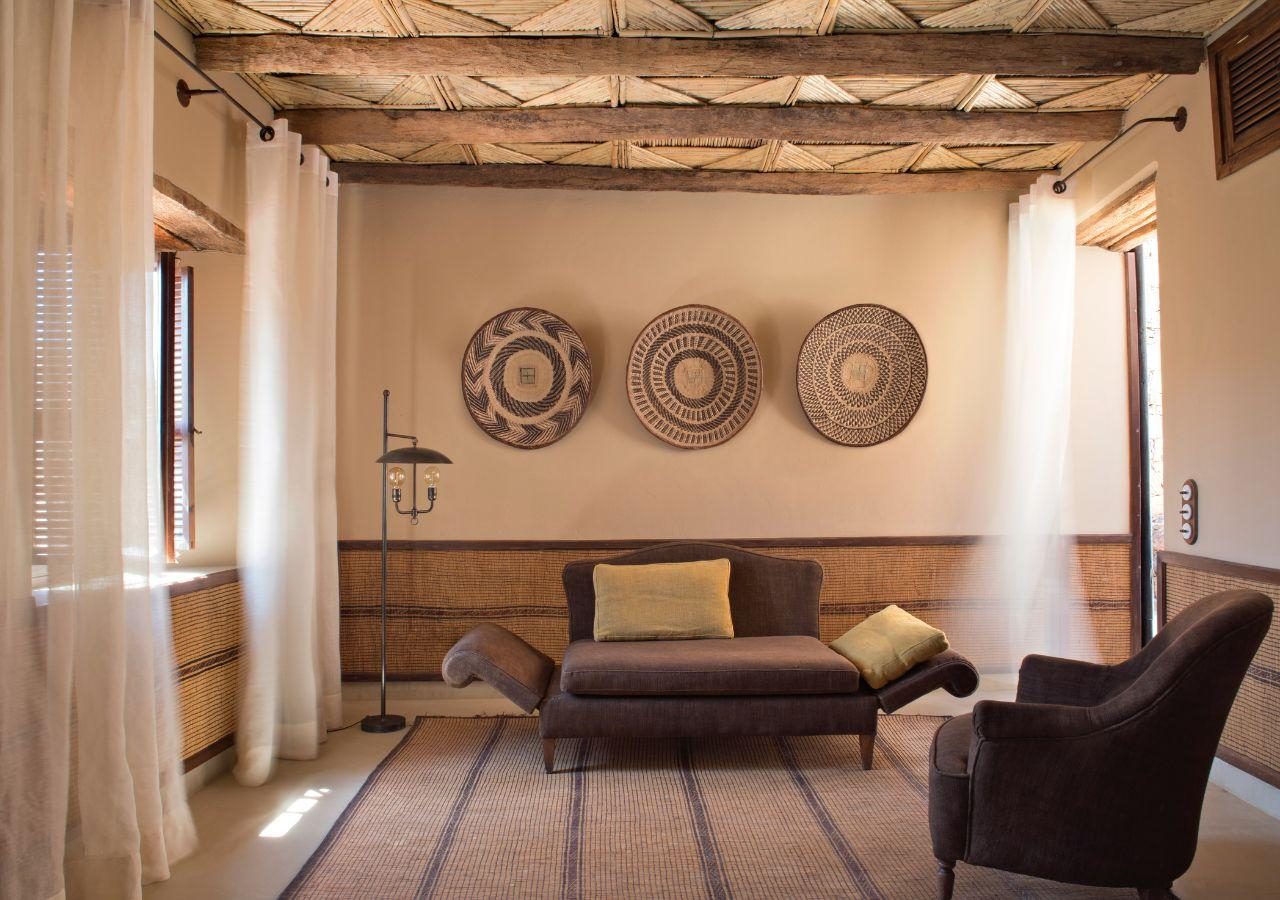 La Maison Rouge - Lounge Area