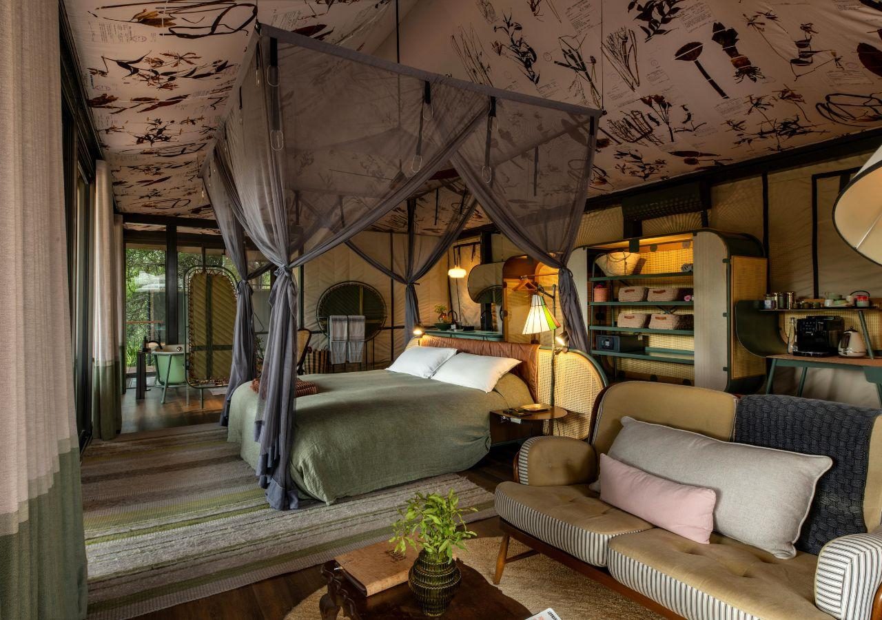Little Saseka - Tent Suite Bedroom
