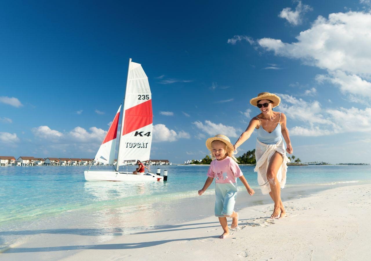 OBLU SELECT Sangeli Maldives Catamaran