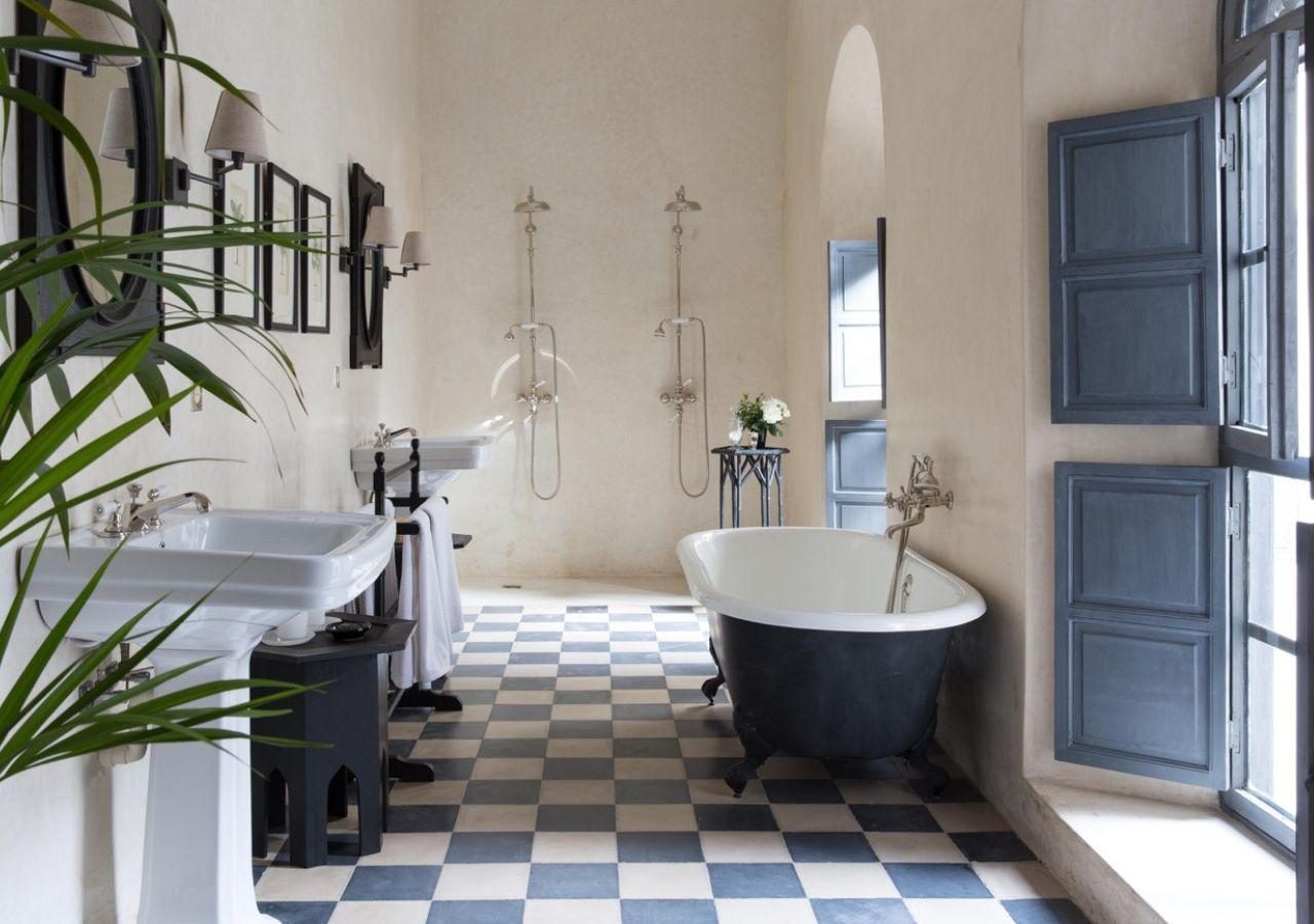 Riad Tarabel Suite Bathroom