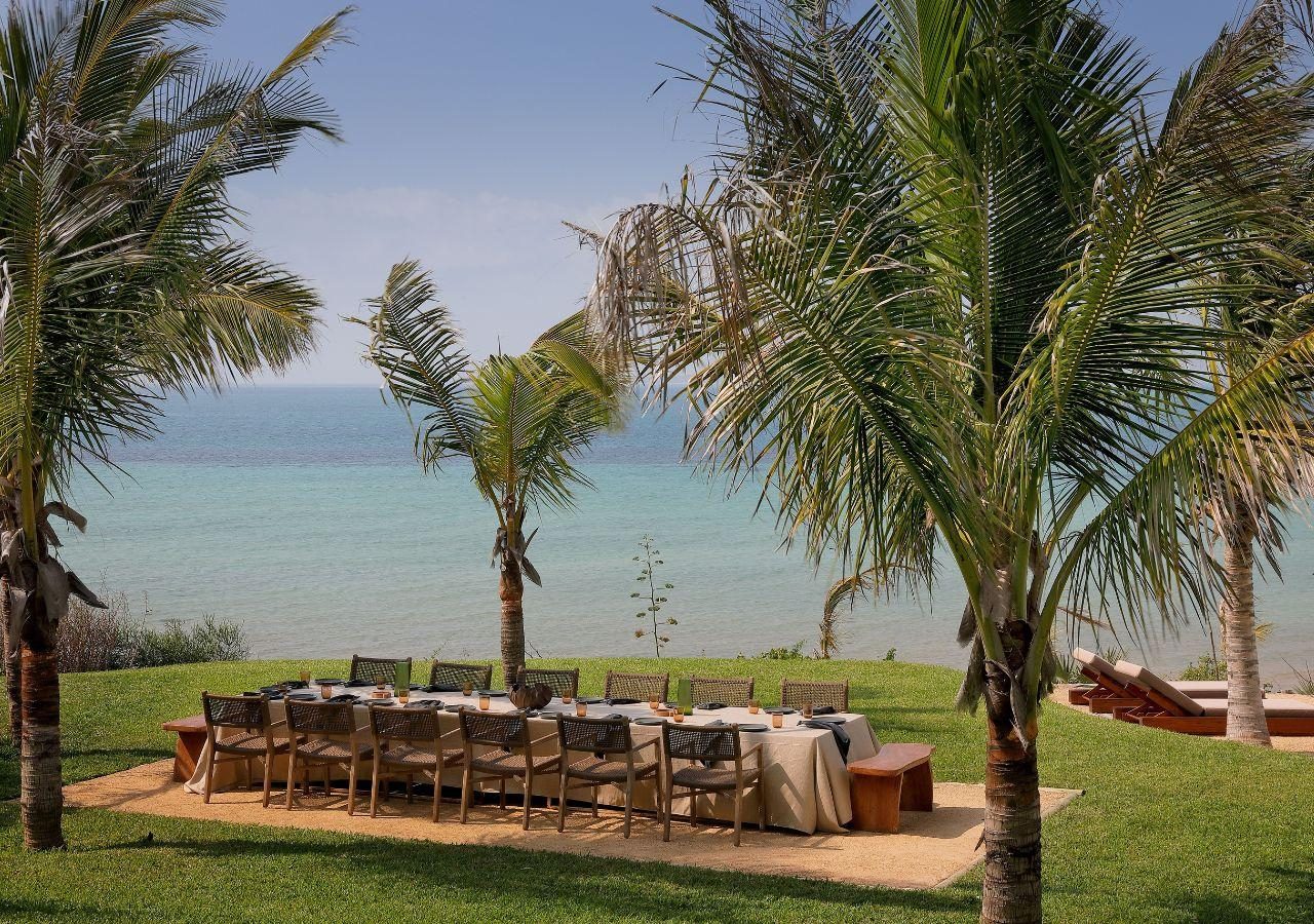 Saudade - Outdoor Dining