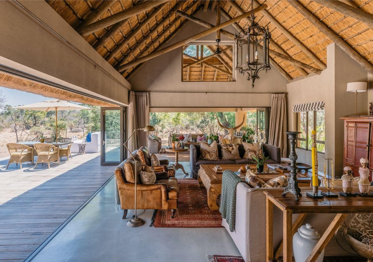 Siviti Communal Lounge