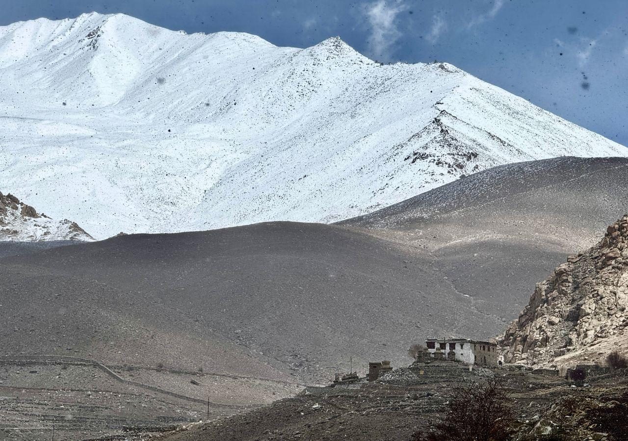 Snow Leopard Lodge Himalayan Mountain Views