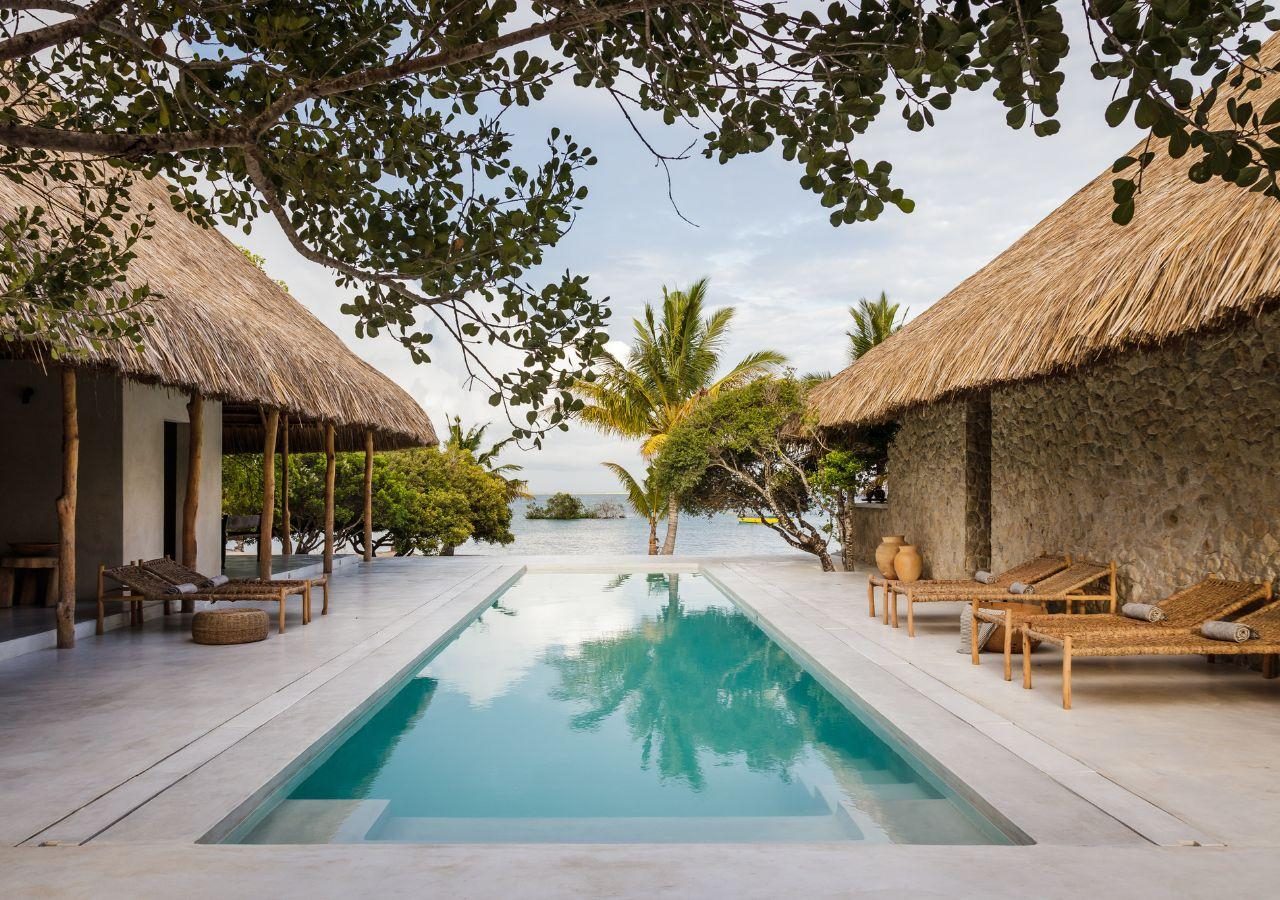 Sussurro Swimming Pool