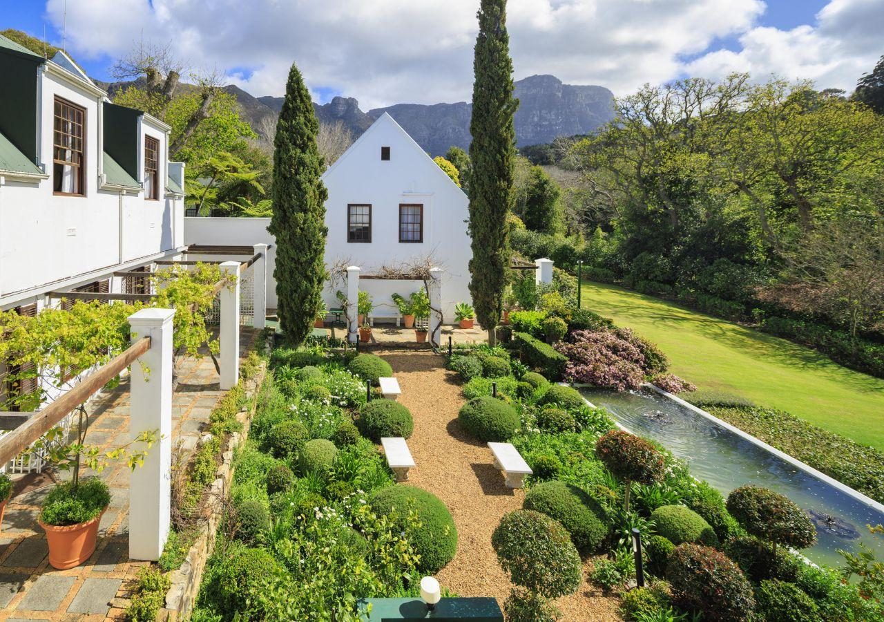 The Cellars Hohenort Garden and Mountain Views