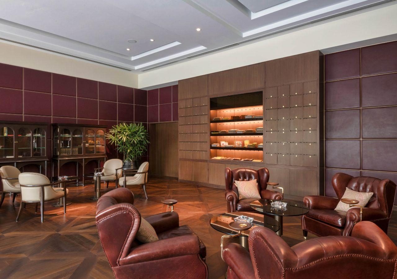 The Oberoi New Delhi Cigar Lounge