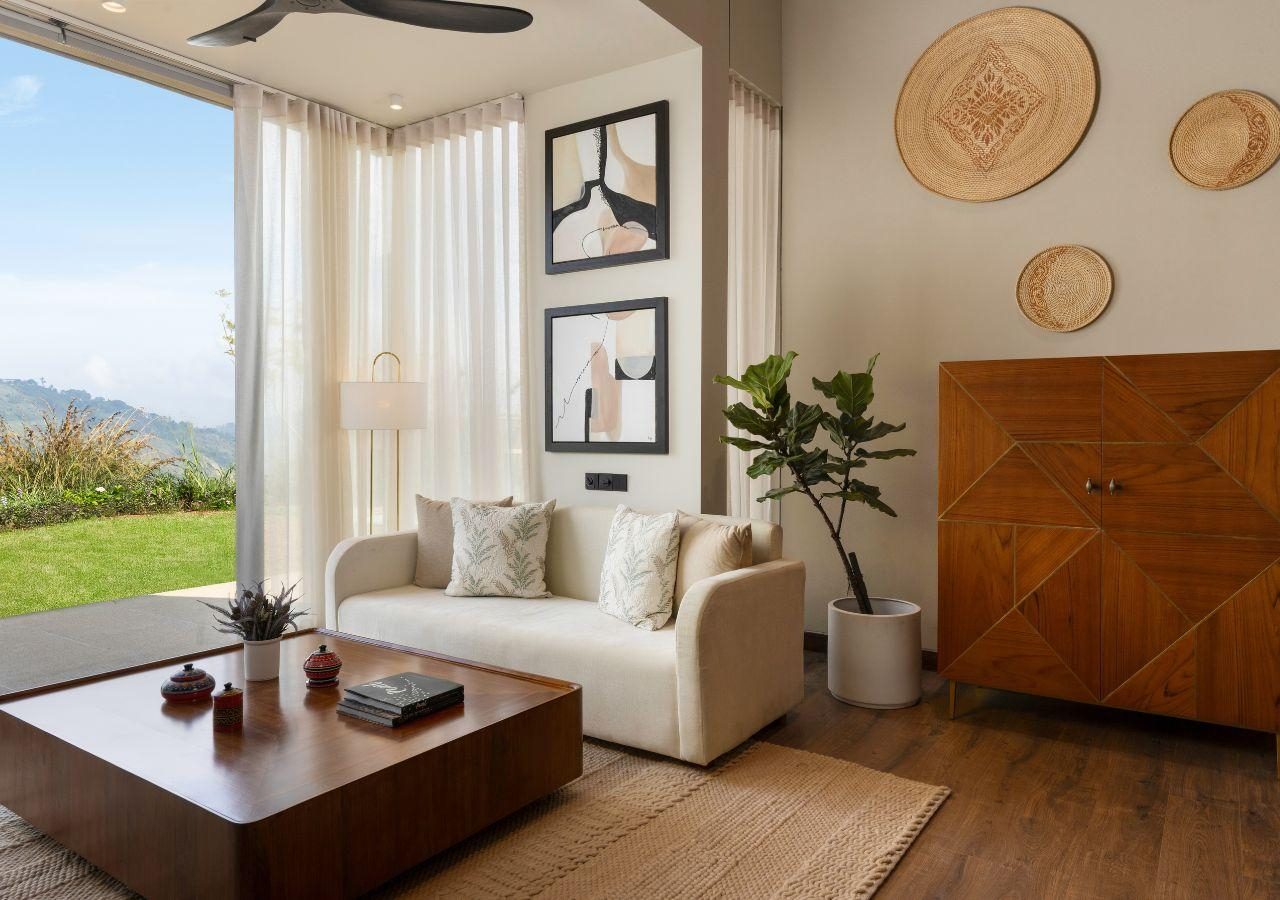 Uga Ghiri - villa interior
