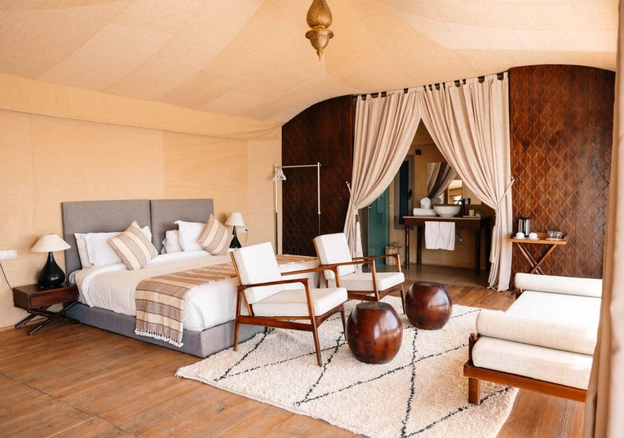 White Camel - Tented Lodge Bedroom