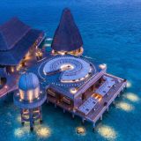 Anantara Kihavah Bar Over Water