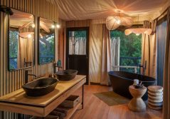 Tubu Tree Suite Bathroom
