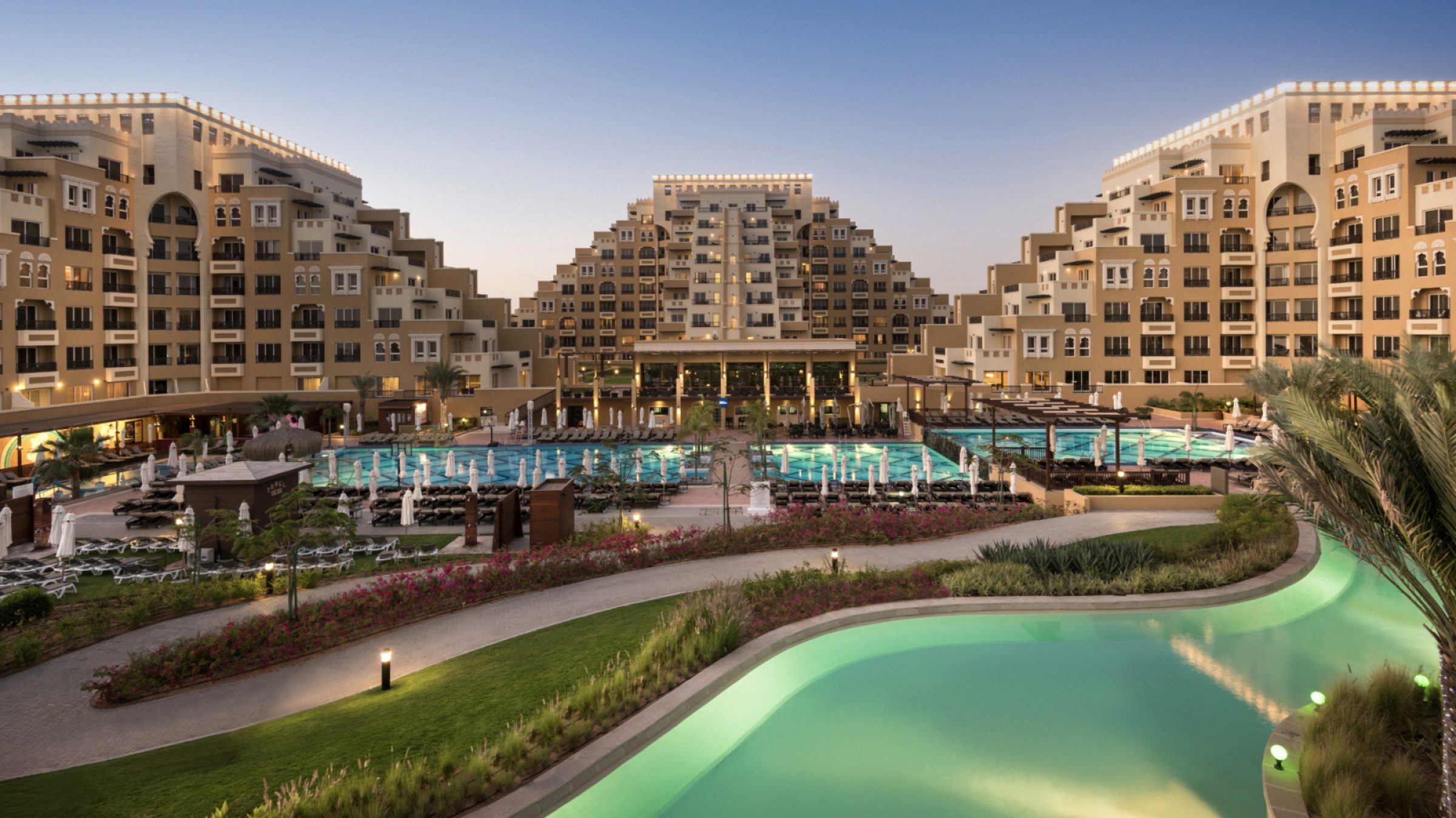 Rixos Bab Al Bahr hero