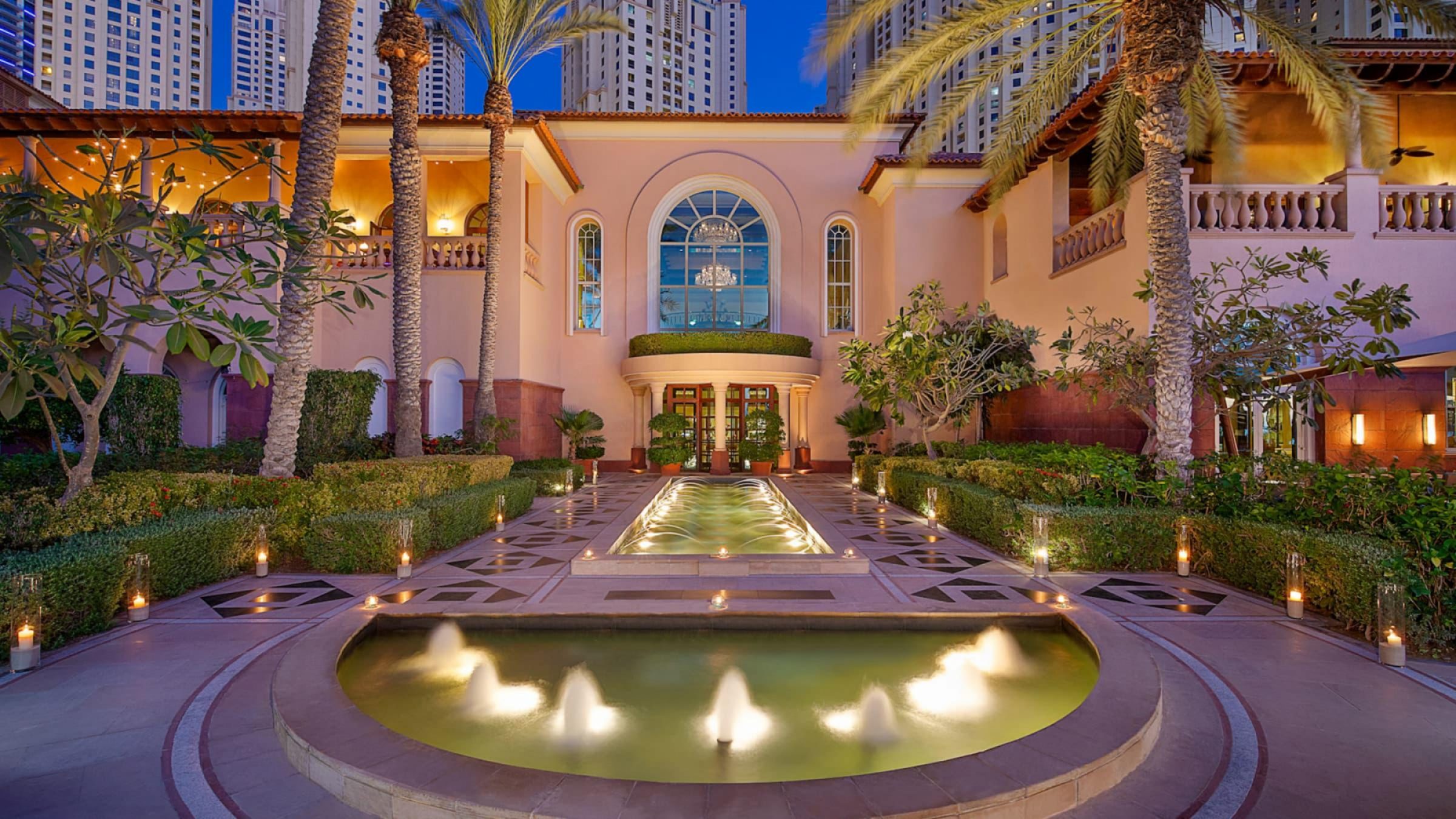 H Blue Hour Fountain