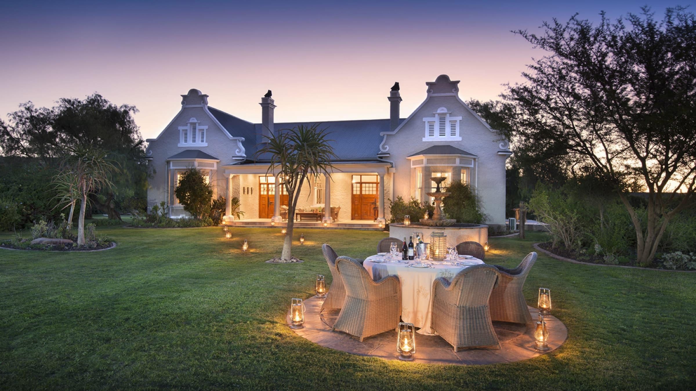 H Kwandwe Uplands Homestead outdoor dining