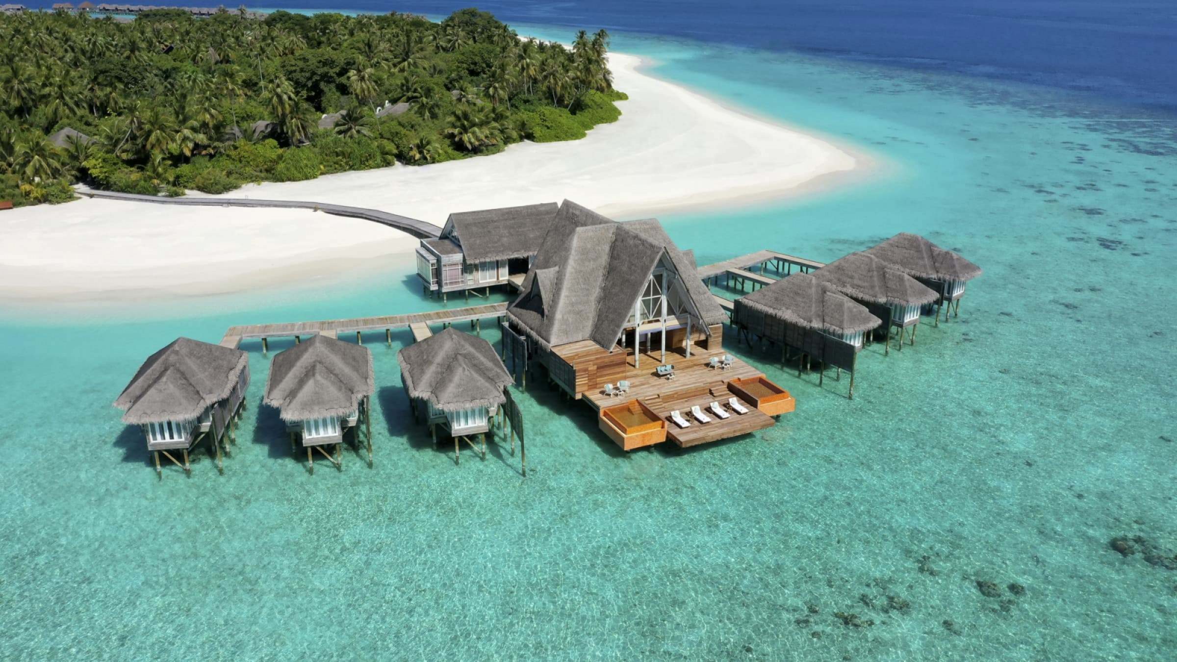 H aerial view anantara kihavah