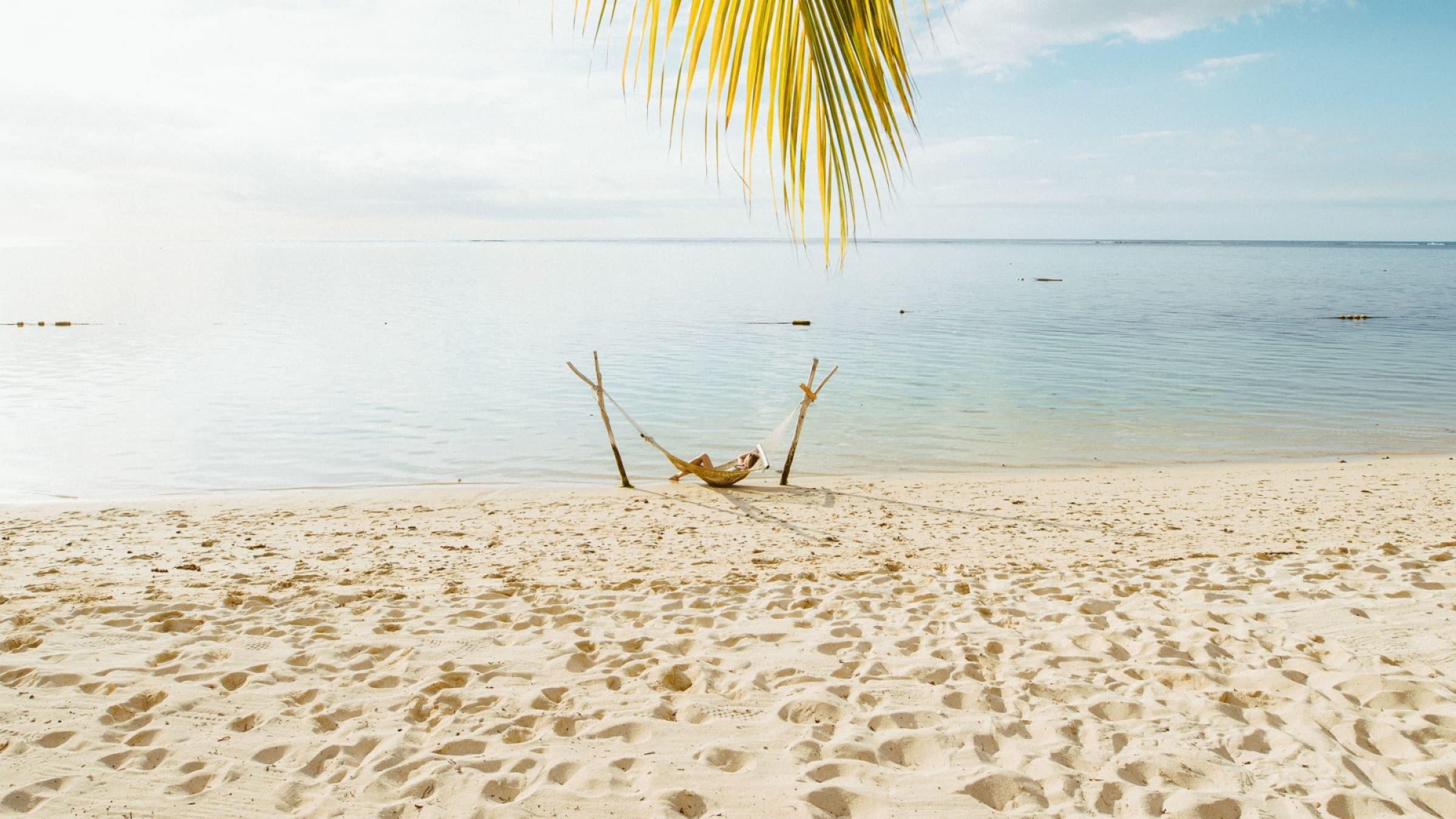 Lux le morne mauritius safari beach hero