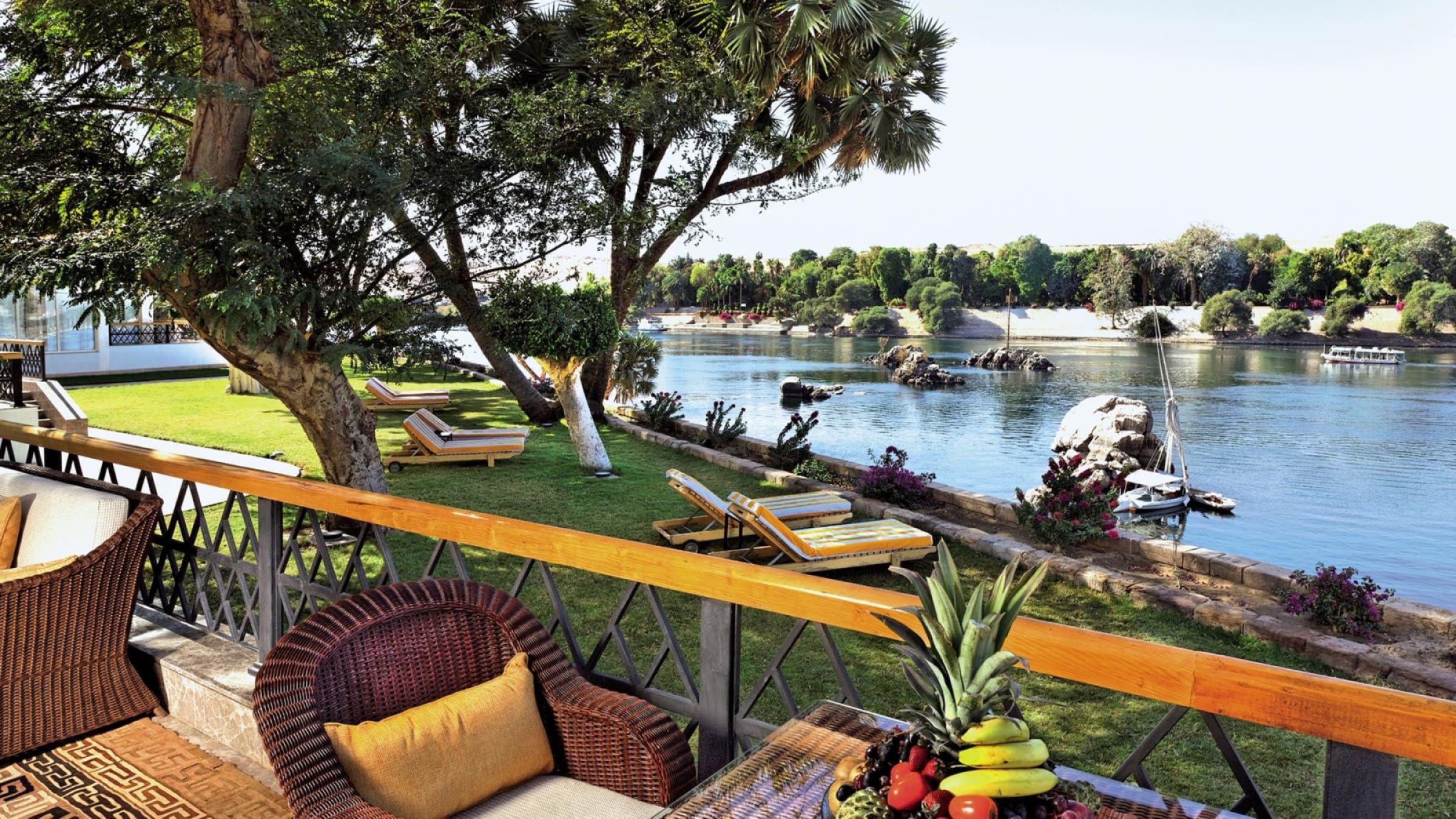 Movenpick resort aswan hero