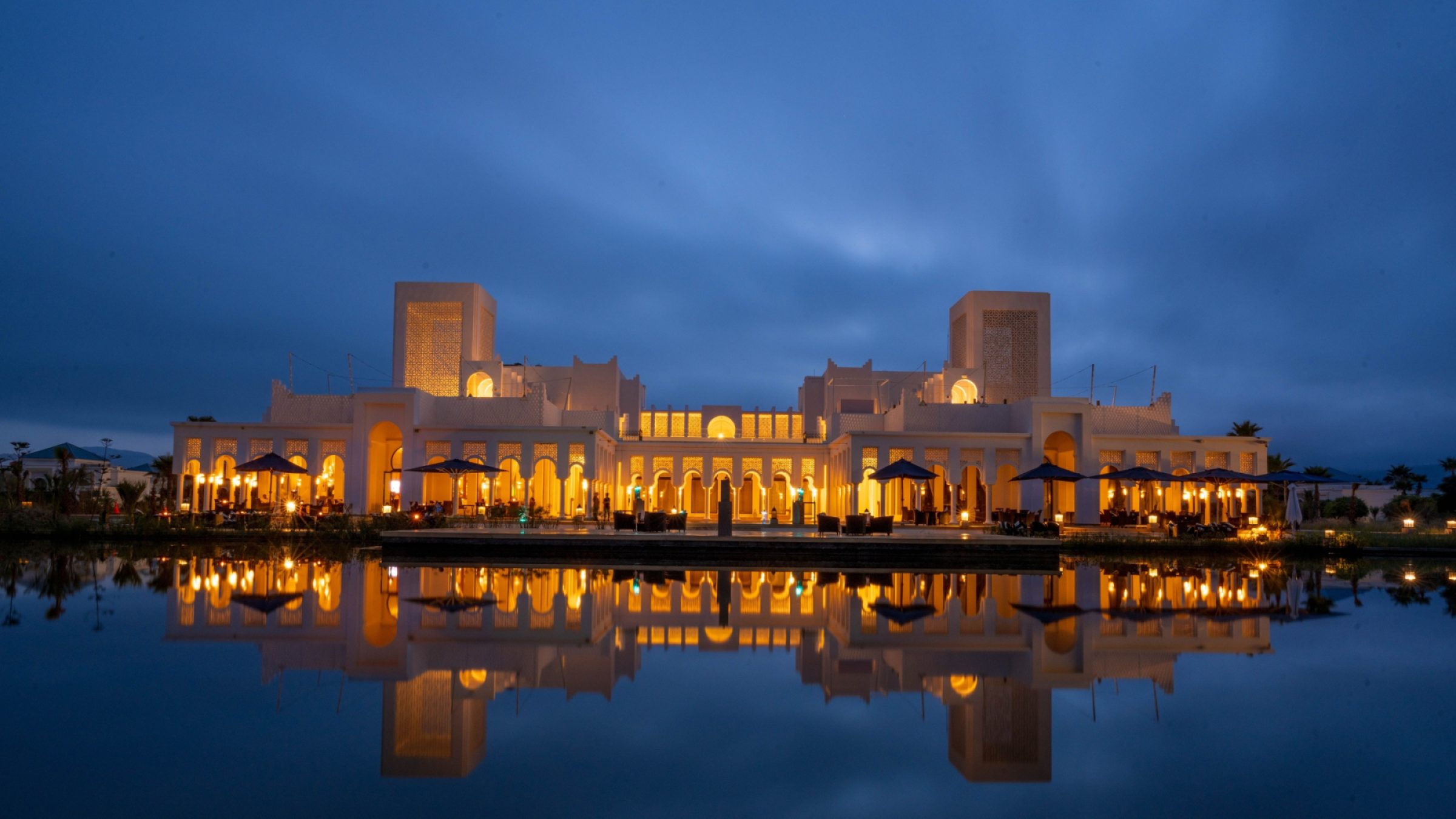 Banyan Tree Tamouda Bay Exterior At Night