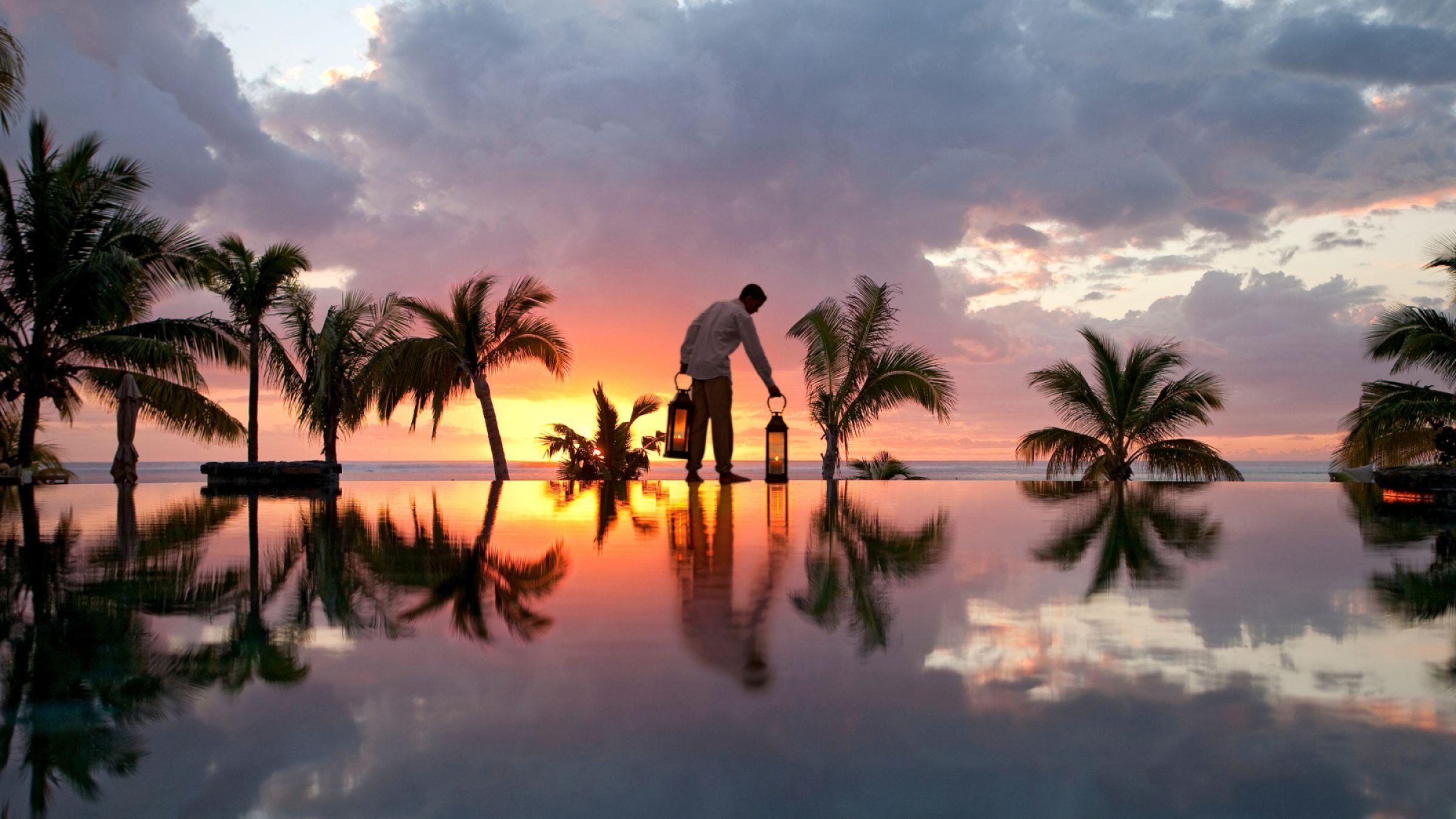 Lux Le morne pool at sunset
