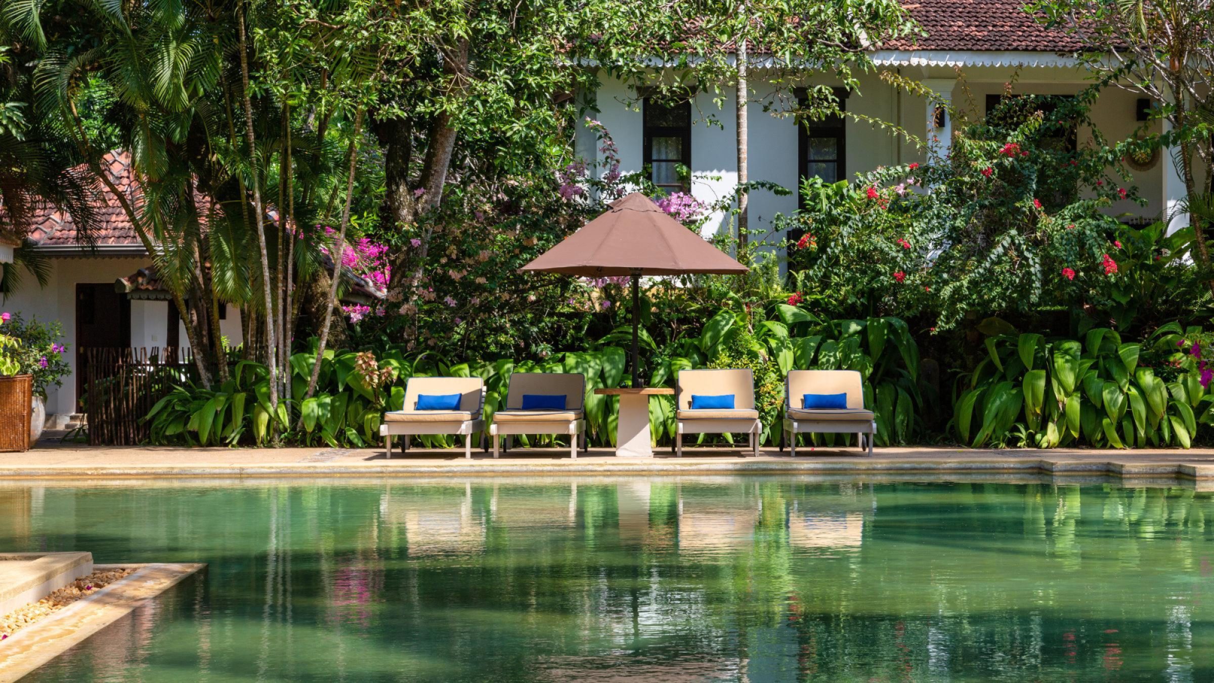 Why House pool