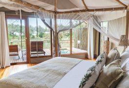 Anabezi King Tent with private plunge pool